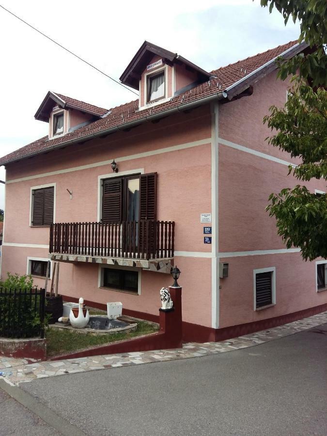 Rooms Mostanje 卡尔洛瓦茨 外观 照片